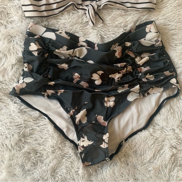 NWT SheShow Avidlove High Waisted Bikini Set Floral Striped Keyhole Swim suit - Picture 5 of 13